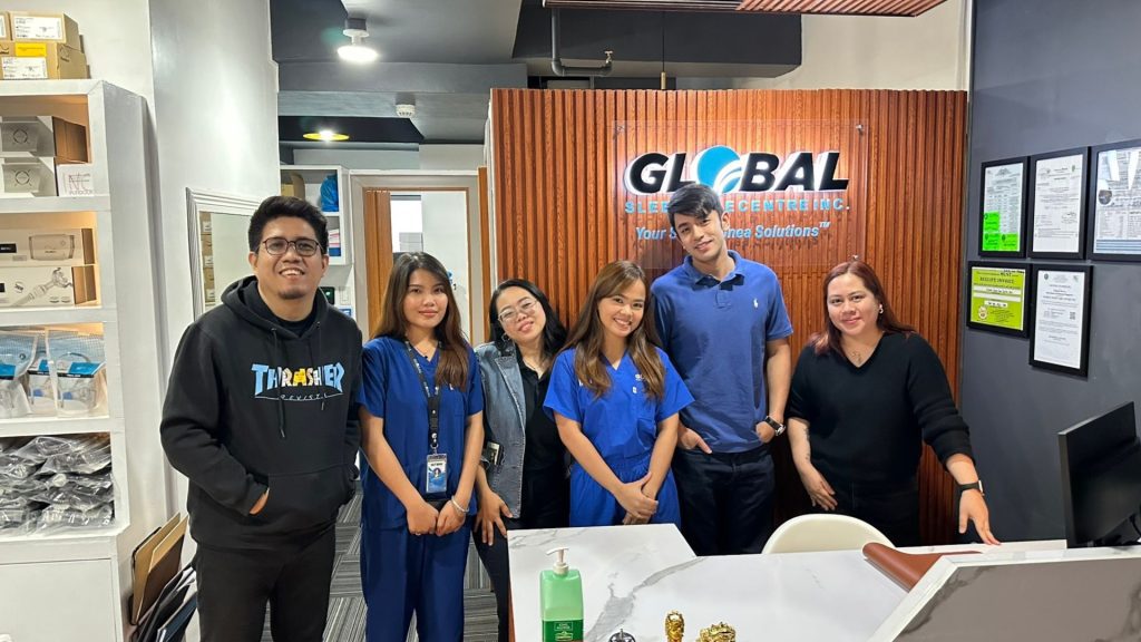 Team at Global Sleep Centre posing for a group photo.